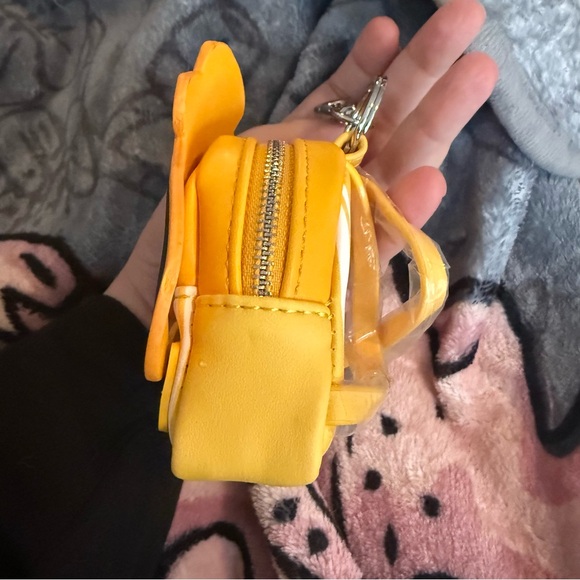 Disney Loungefly Pluto Keychain Mini Backpack Daisy Dapperdan - Picture 2 of 4